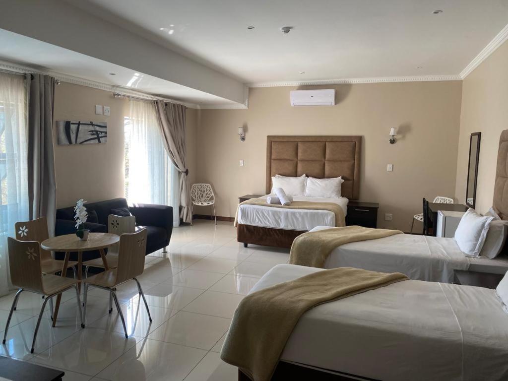Aqua Stone Guest House 内尔斯普雷特 外观 照片