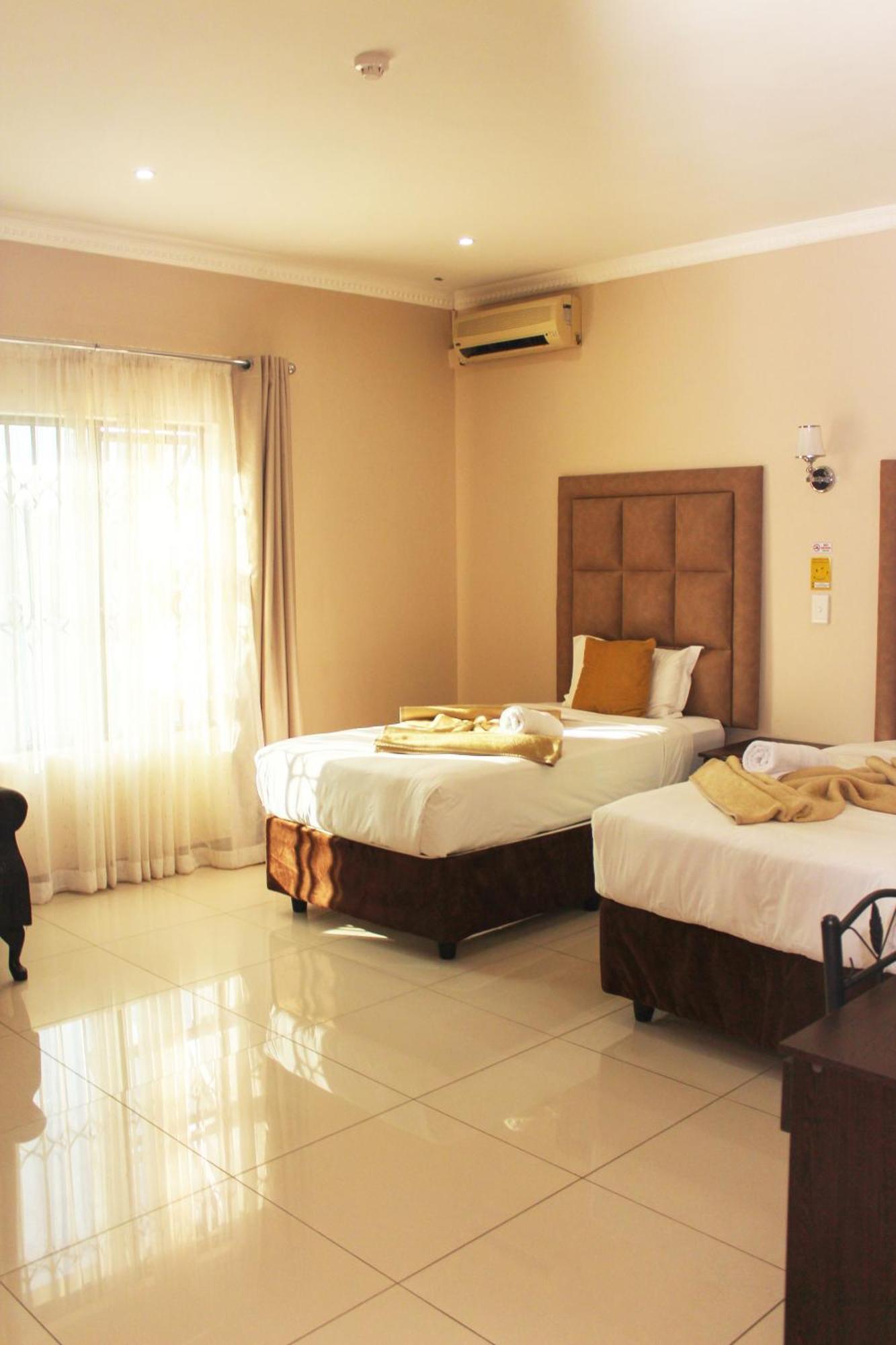 Aqua Stone Guest House 内尔斯普雷特 外观 照片