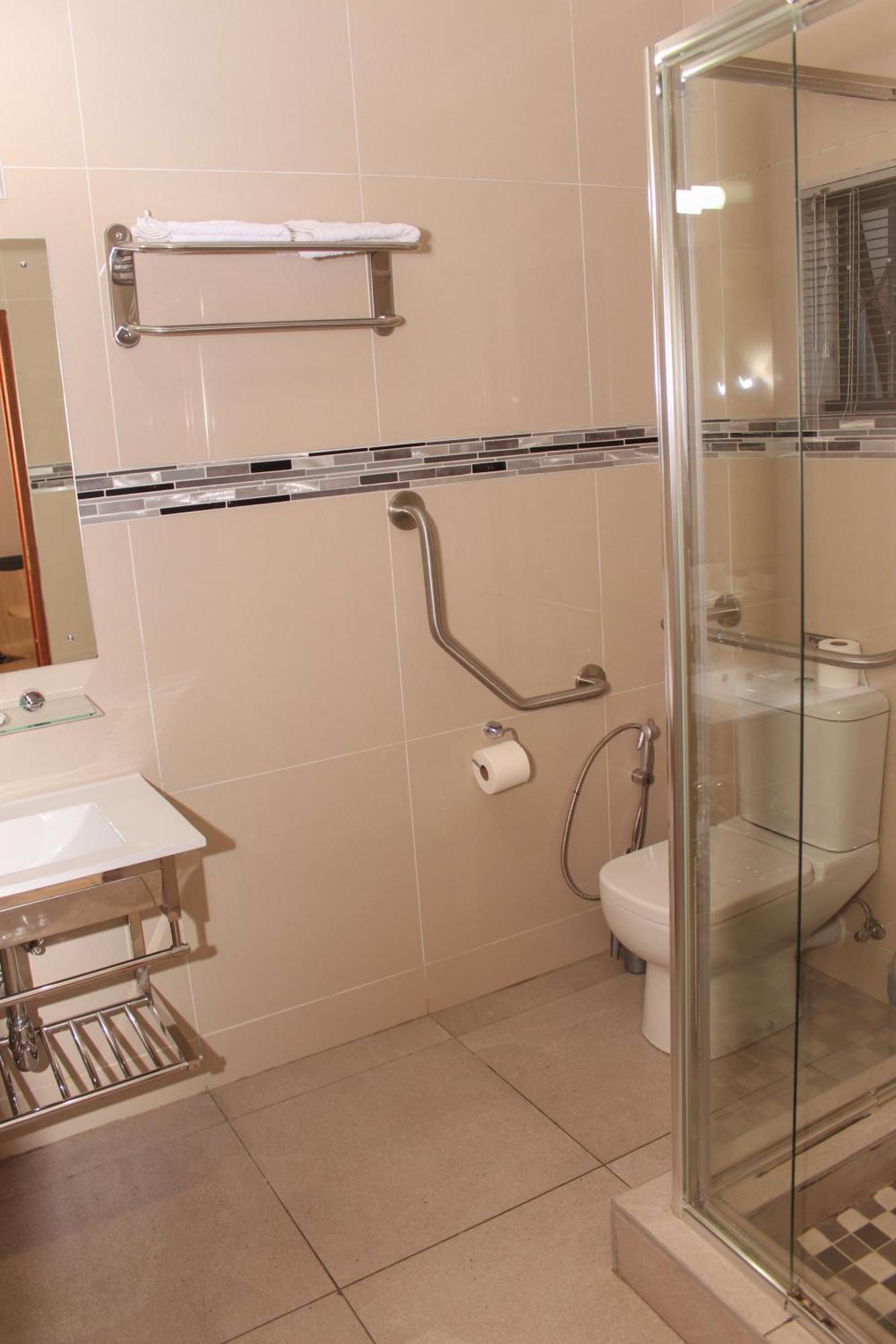 Aqua Stone Guest House 内尔斯普雷特 外观 照片