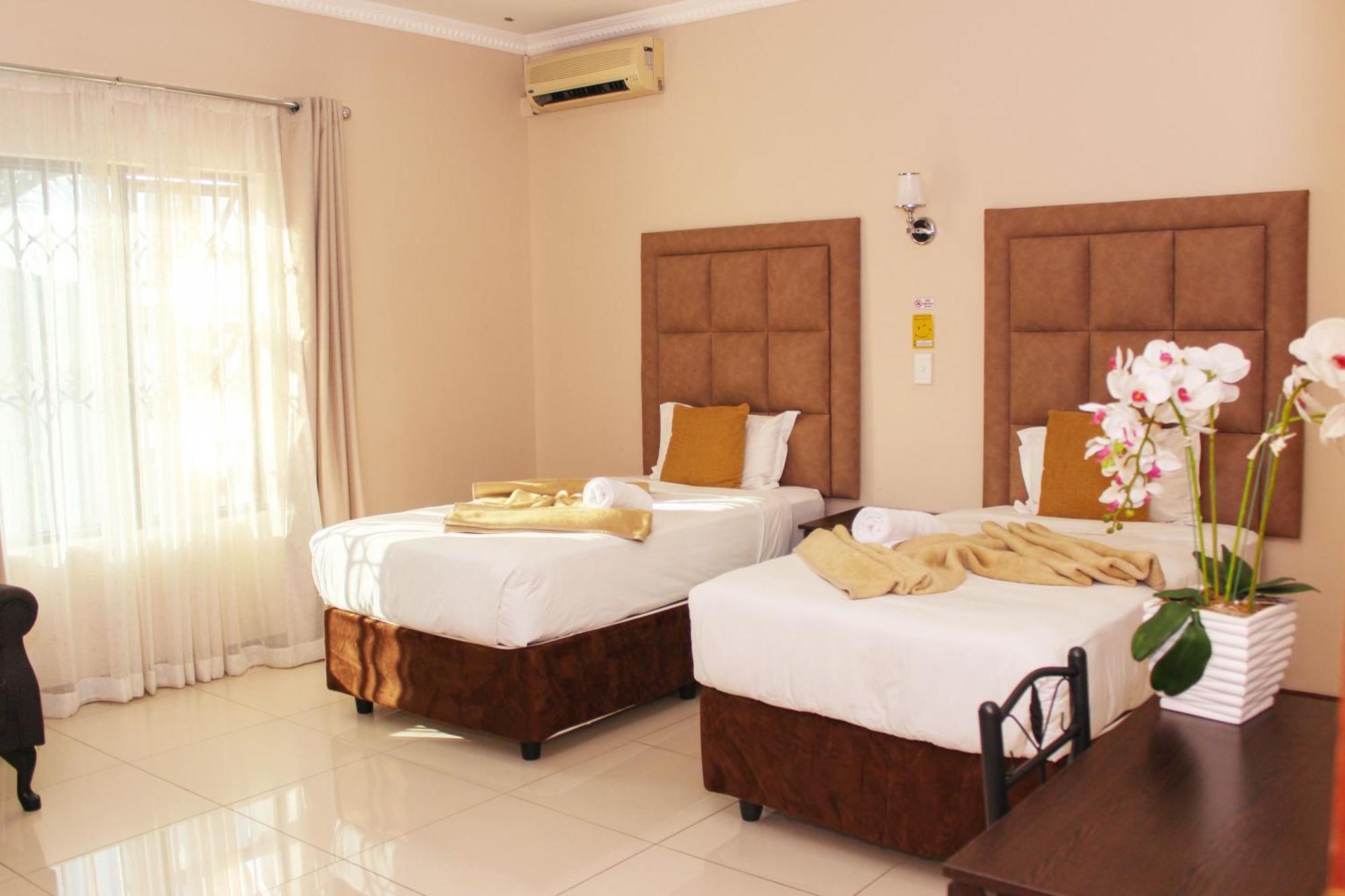 Aqua Stone Guest House 内尔斯普雷特 外观 照片